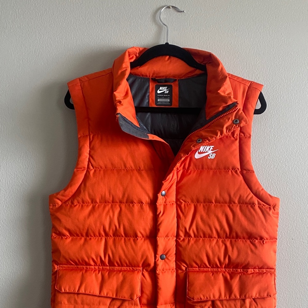 Nike SB Vest Size Small